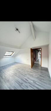 Foto - 3 Zimmer Dachgeschoßwohnung zur Miete in Kraichtal