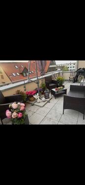 Foto - Helle 2 Zimmer Wohnung, teilmöbliert