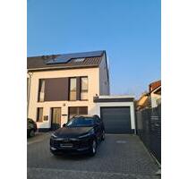 Moderne, lichtdurchflutete Doppelhaushälfte in ruhiger Lage - Mehlingen