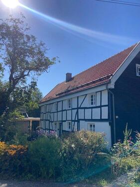 Foto - Einfamilienhaus - 1.980,00&nbsp;EUR Kaltmiete, ca.&nbsp; 190,00&nbsp;m&sup2;