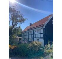 Einfamilienhaus - 1.980,00&nbsp;EUR Kaltmiete, ca.&nbsp; 190,00&nbsp;m&sup2; in Overath (PLZ: 51491)