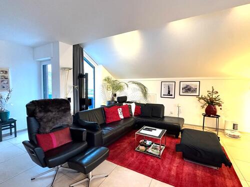 Foto - Zentrumsnah & ruhig wohnen: 3,5-Zi.-Wohnung mit Balkon und Stellplatz