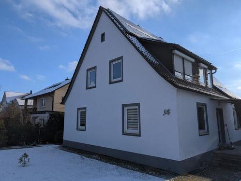 Foto - Haus mit 2 Wohnungen und Garage komplett o. separat zu vermieten