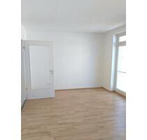 Neubau -Wohnung am Marktplatz - Einbauküche - 2 Zimmer - 2.OG - Frohburg