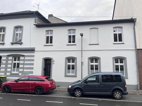 Foto - ~ Renoviertes Haus zur Miete ~ 2 Bäder ~ offener Wohnbereich ~