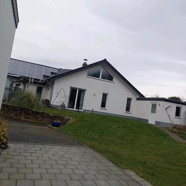 Foto - Winkelbungalow mit großem Grundstück Provisionsfrei