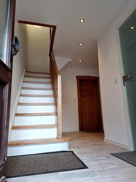 Foto - kleines, schmales Haus in Bübingen