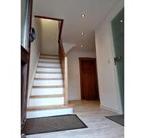 kleines, schmales Haus in Bübingen - Saarbrücken