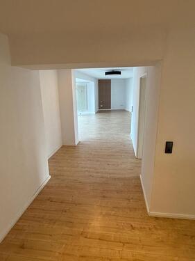 Foto - Große 4-Zimmer Wohnung in ruhiger Lage