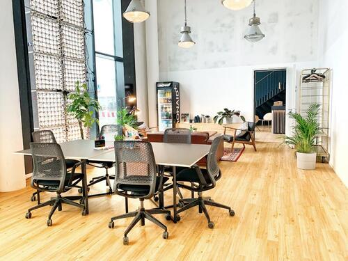 Foto - Hamburg Hafencity: Flexibler Coworking-Schreibtisch mit Top-Ausstattung