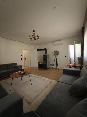 Foto - Renovierte 3 Zimmer Wohnung mit 93Qm in Zuffenhausen
