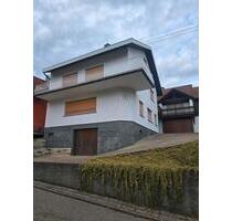 Familienhaus in Varnhalt - 1.580,00 EUR Kaltmiete, in Baden-Baden (PLZ: 76534) Lichtental