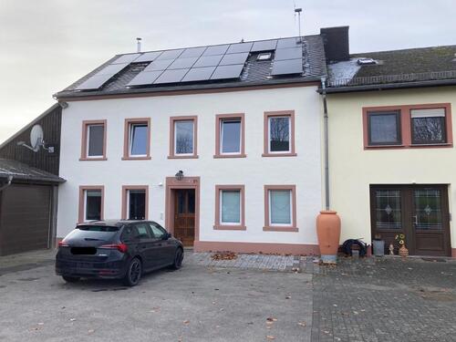 Foto - Bauernhaus zu vermieten - 1.400,00&nbsp;EUR Kaltmiete, ca.&nbsp; 128,00&nbsp;m&sup2;