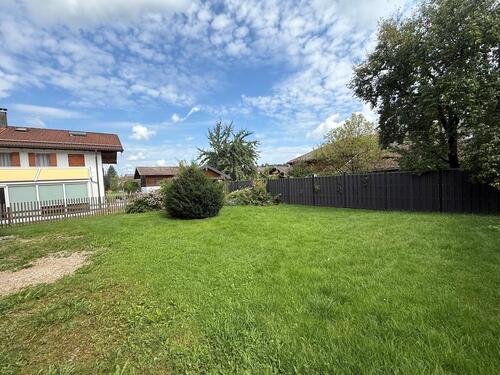 Foto - Baugrundstück in Seeon in zentraler und attraktiver Ortsrandlage