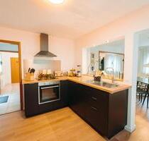 Charmantes EFH in Hösbach - 425.000,00&nbsp;EUR Kaufpreis, ca.&nbsp; 110,00&nbsp;m&sup2; in Hösbach (PLZ: 63768)