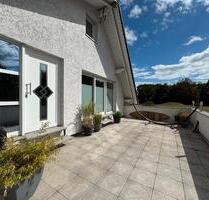2,5-Zi.-Terrassenwohnung mit Aussicht,Whirlpool & Fußbodenheizung - Hannover Döhren-Wülfel