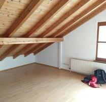 Wunderschöne helle Dachgeschosswohnung in Geretsried, Gartenberg