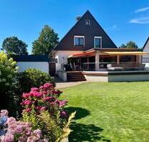 Freistehendes Einfamilienhaus mit großem Grundstück und Pool - Dortmund Huckarde