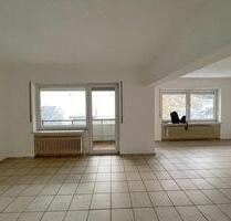 Helle 3 Zimmerwohnung mit Blick in die Natur - Straßenhaus