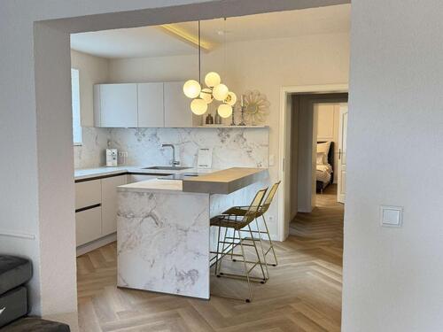 Foto - Stilvoll möblierte 2,5-Zimmer-Wohnung (80 m²) mit Terrasse & Stellplatz in Landau-Arzheim