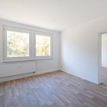 Foto - Zwei Zimmer, grüne Lage, 1. OG - 310,00&nbsp;EUR Kaltmiete, ca.&nbsp; 47,00&nbsp;m&sup2;