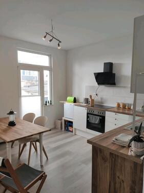 Foto - Zentrale 2-Zimmer-Wohnung mit Balkon & Garage