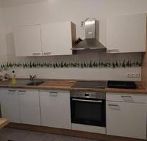 Wohnung 3 Zimmer 90qm Top-Lage - 850,00 EUR Kaltmiete, ca.  90,00 m² in Kitzingen (PLZ: 97318)
