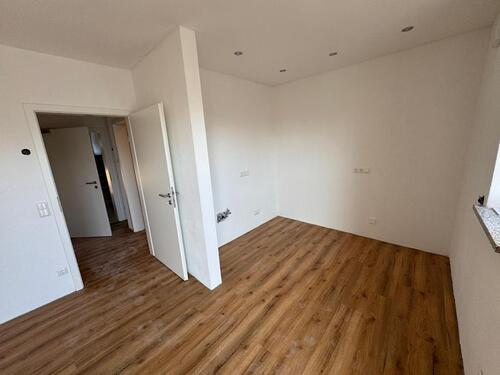 Foto - ERSTBEZUG Helle 1-Zimmer-Wohnung EG ab 01.04.2026 zu vermieten