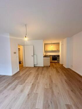 Foto - Erstbezug: Sanierte Whg, Küche, Balkon, Köln-Poll