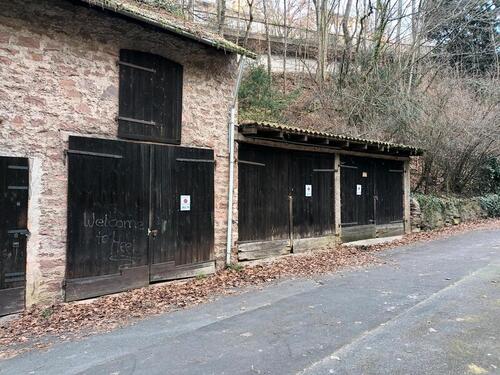 Foto - Anwesen Garage Grundstück - 165.000,00&nbsp;EUR Kaufpreis, ca.&nbsp; 150,00&nbsp;m&sup2;