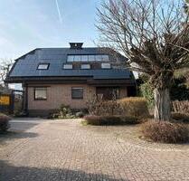 Haus in OberurselOberstedten - 2.650,00&nbsp;EUR Kaltmiete, ca.&nbsp; 200,00&nbsp;m&sup2; in Oberursel (Taunus) (PLZ: 61440)
