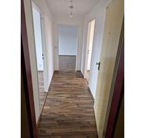 Helle 2-Zi-Dachgeschosswohnung in ruhiger Lage von Essen-Bochold - Netphen