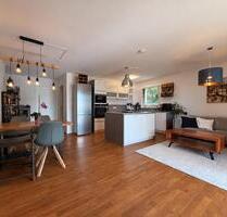 Moderne 4-Zimmer-Wohnung mit Wintergarten, EBK & 2 Stellplätzen - Nieder-Olm