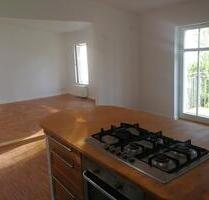 Stilvolle, geräumige und neuwertige DG-Wohnung mit Balkon - Berlin Treptow-Köpenick