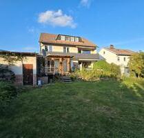 Schöne Eigentumswohnung im Erdgeschoss mit eigenem Garten - Rehau