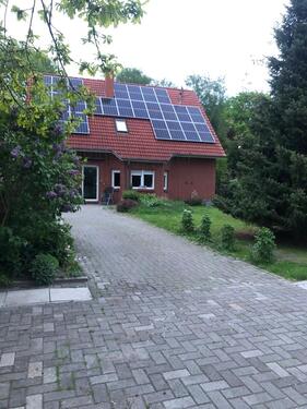 Foto - Freistehendes Einfamilienhaus mit 2000 qm Garten