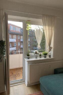Foto - Saniert mit EBK und Süd-Balkon: Bestlage mit 3-Zimmer