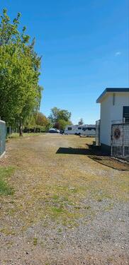 Foto - Stellplatz für Wohnwagen oder Wohnmobil