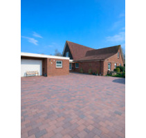 Modernisiertes Wohnhaus mit Einliegerwohnung in ruhiger Alleinlag - Südbrookmerland