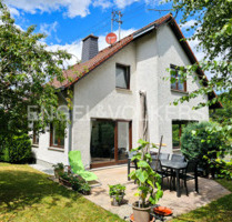 Attraktives Einfamilienhaus mit eindrucksvollem Naturgrundstück i - Niederzissen