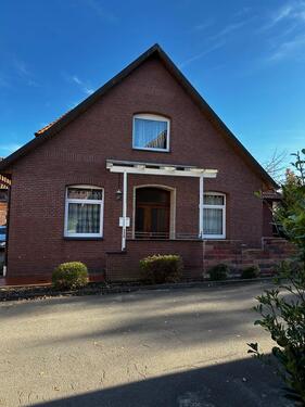 Foto - 7 Zimmer Mehrfamilienhaus, Wohnhaus zum Kaufen in Leese
