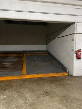 Foto - TG-Stellplatz, Doppelparker oben, Regensburg nähe Uni