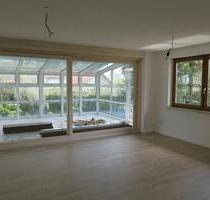 helle und rihige 4,5-Zimmer-Wohnung - mit Kaltwintergarten - Windach