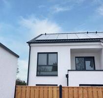 Moderne Neubauwohnung mit separatem Eingang und Balkon in Nordhorn - Erstbezug