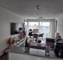 2-Zimmer Wohnung mit Wohnküche und Balkon - Rüsselsheim am Main