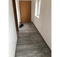 Schöne helle 3 Raum Wohnung mit Balkon - Schleiz