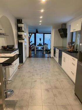 Foto - Moderne 5-Zimmerwohnung - 1.490,00&nbsp;EUR Kaltmiete, ca.&nbsp; 146,00&nbsp;m&sup2;