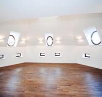 Das Besondere! 173 m² in Citylage + Parkett + Lift + Fußbodenhzg. + Loggia + 2 Bäder + WanneDusche - Leipzig Ost