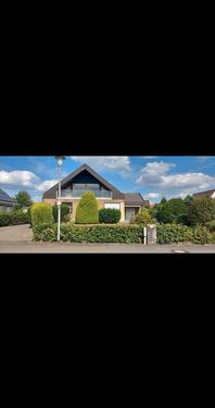 Foto - Großzügige DG-Wohnung mit Balkon, Garage & Gartennutzung