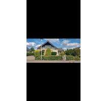 Großzügige DG-Wohnung mit Balkon, Garage & Gartennutzung - Preußisch Oldendorf